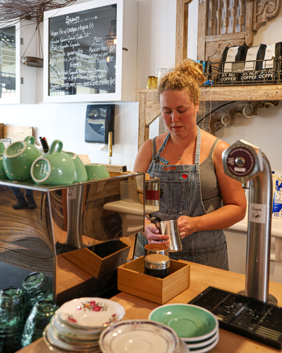 Barista Cherry at Frank & Lottis